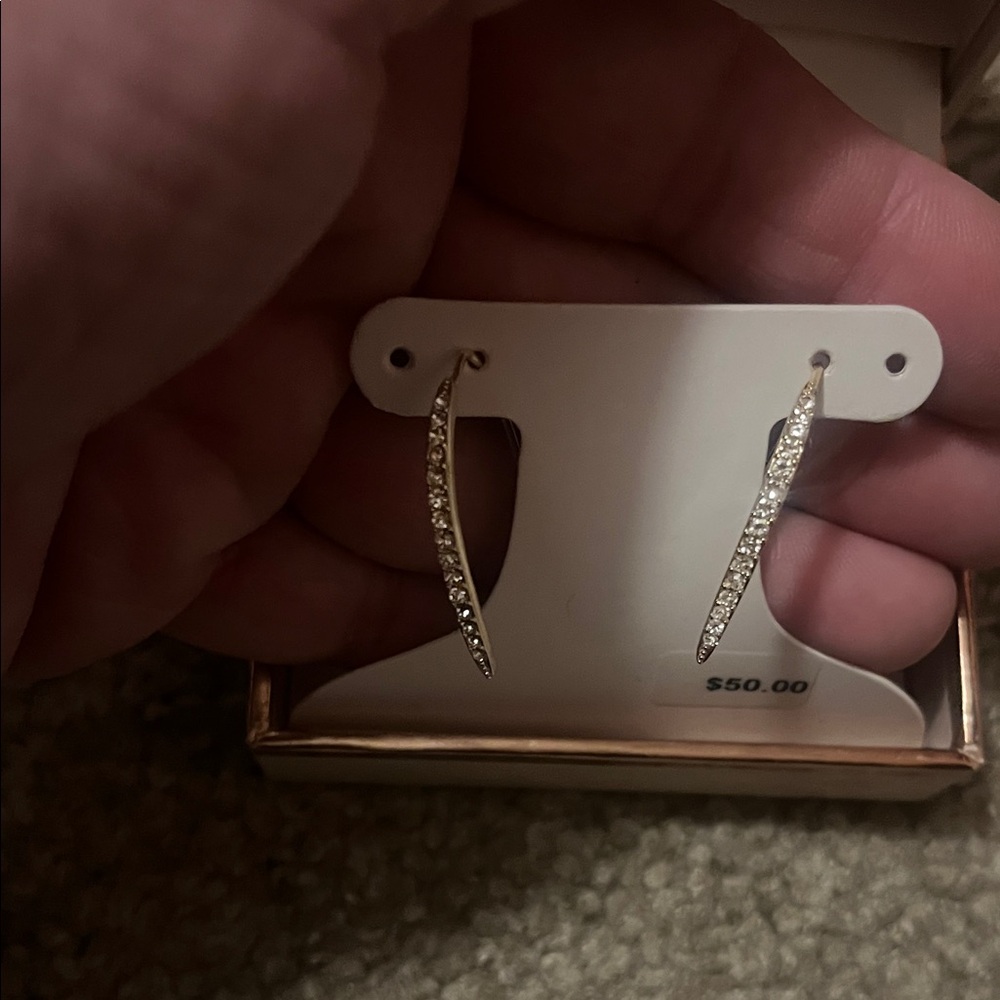 Elegant Gold and Crystal  Earrings (with backs) $50 retail years ago. - Picture 5 of 8
